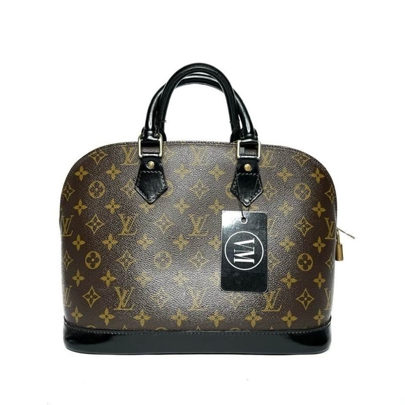 LOUIS VUITTON • ALMA